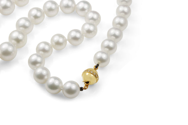 Freshwater Pearl Necklace  Era Design Vancouver Canada