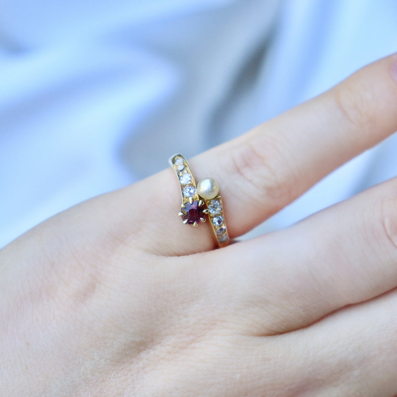 18ct Yellow Gold Antique Ruby, Pearl and Old Cut Diamond Moi et Toi Ring