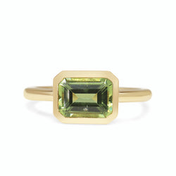 14ct Yellow Gold East West Bezel Set Peridot Ring