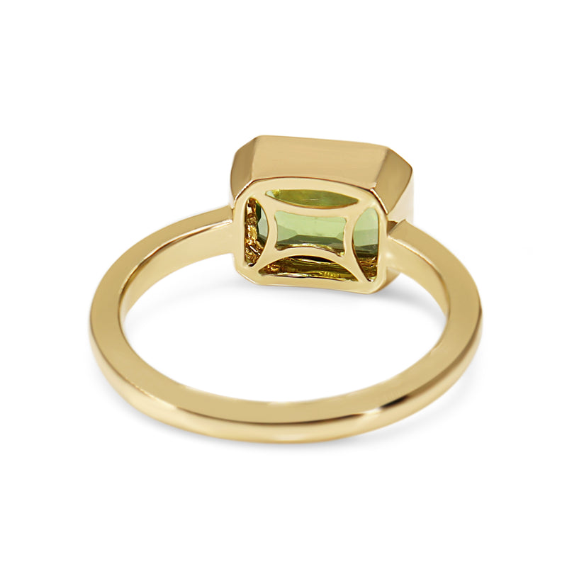 14ct Yellow Gold East West Bezel Set Peridot Ring