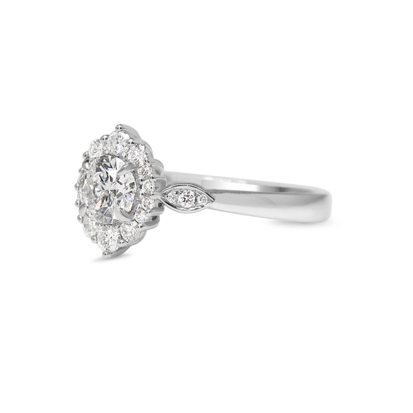 18ct White Gold Vintage Style Diamond Halo Ring