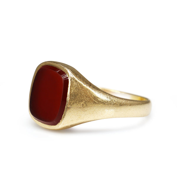 9ct Yellow Gold Vintage Carnelian Signet Ring