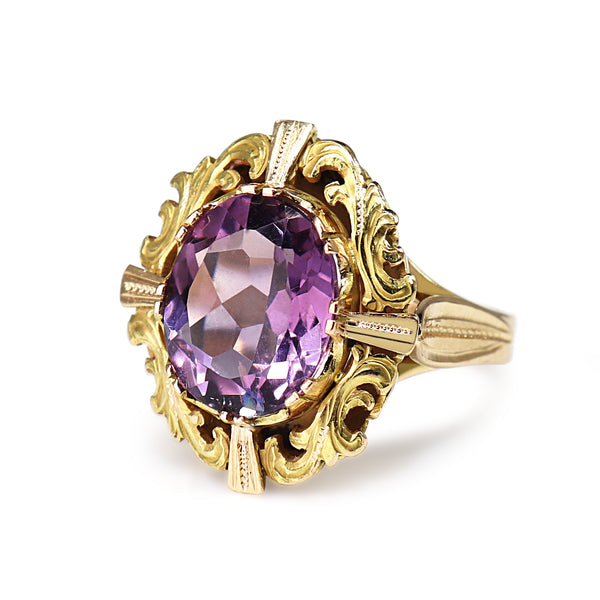 18ct Yellow Gold Amethyst Vintage Cocktail Ring