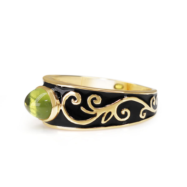 9ct Yellow Gold Peridot and Enamel Ring