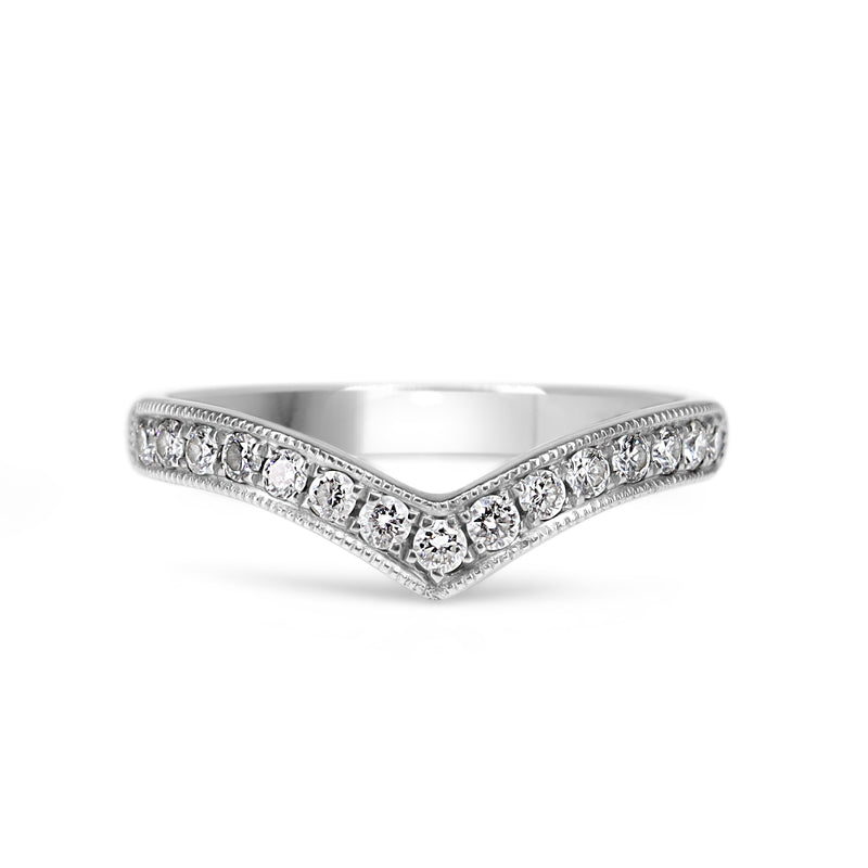 18ct White Gold Diamond 'V' Shaped Band Ring