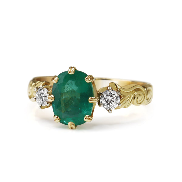 18ct Yellow Gold Emerald and Diamond Vintage Style Ring With Etched Band