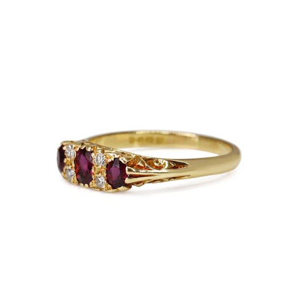 18ct Yellow Gold Antique Style Ruby and Diamond 3 Stone Old Cut Diamond Ring