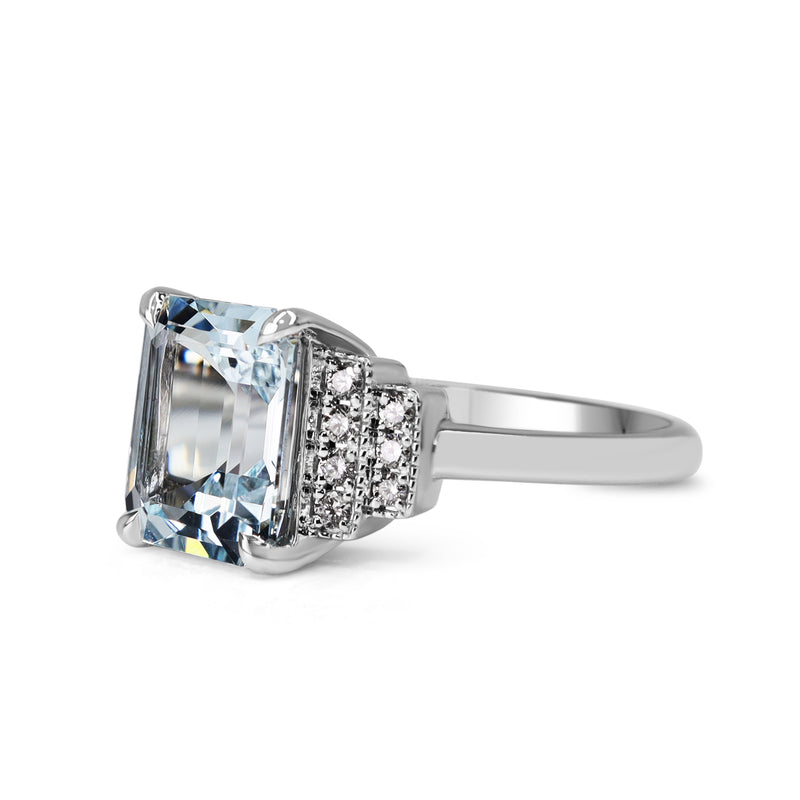 9ct White Gold Deco Style Aquamarine and Diamond Stepped Down Ring