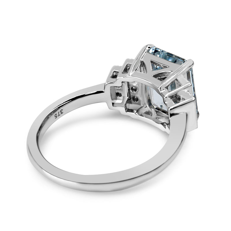 9ct White Gold Deco Style Aquamarine and Diamond Stepped Down Ring