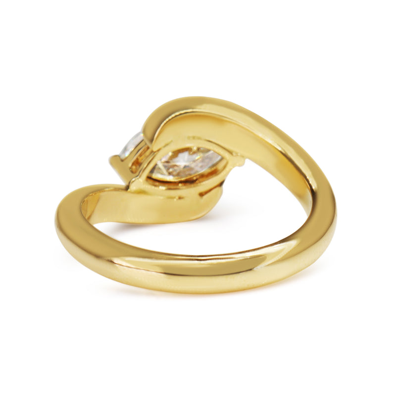 18ct Yellow Gold East West Marquise Diamond Twist Solitaire Ring