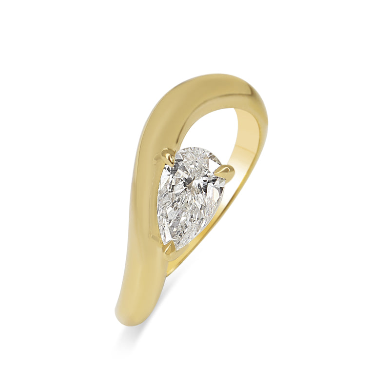 18ct Yellow Gold East West Pear Diamond Twist Diamond Ring