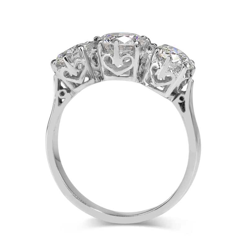 18ct White Gold Victorian Style 3 Stone Diamond Ring