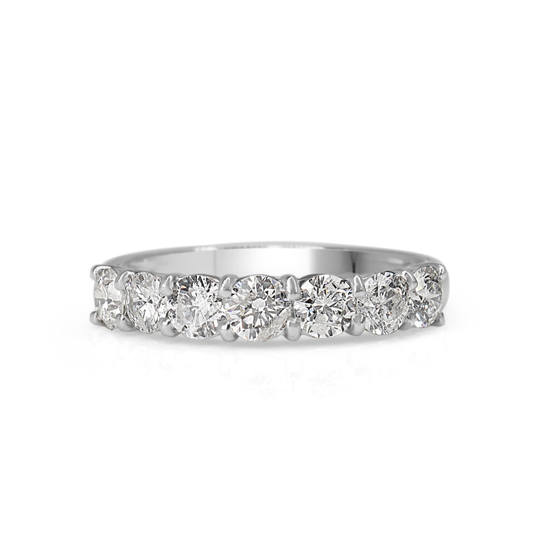 Platinum 1.04ct Diamond Shared Claw Band Ring