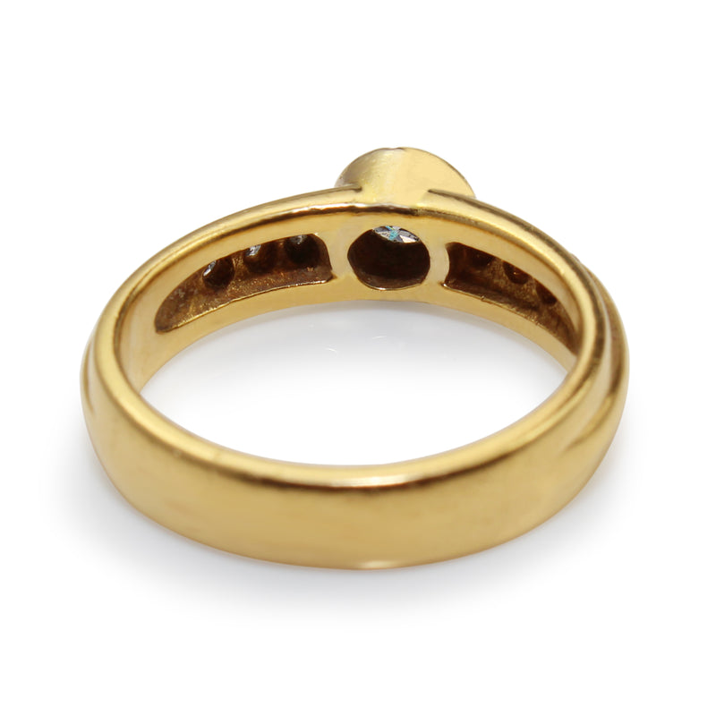 18ct Yellow Gold Bezel Diamond Ring